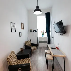 King Seventeen Homes Budapest
